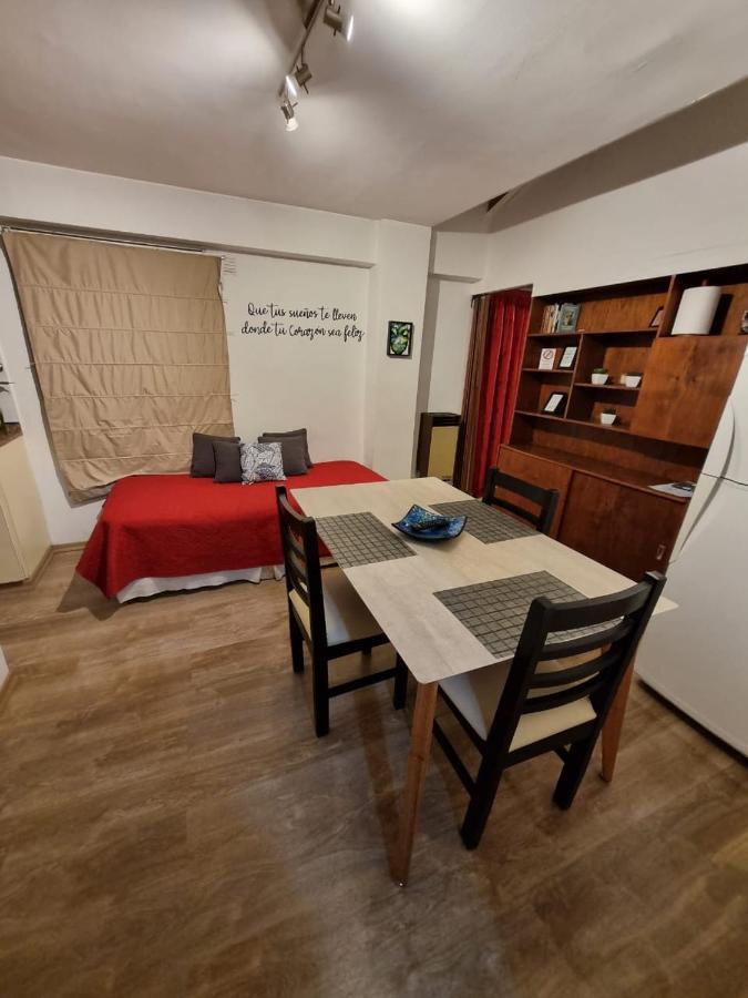 Departamento En Pleno Centro De Ciudad De Mendoza Apartment Bagian luar foto