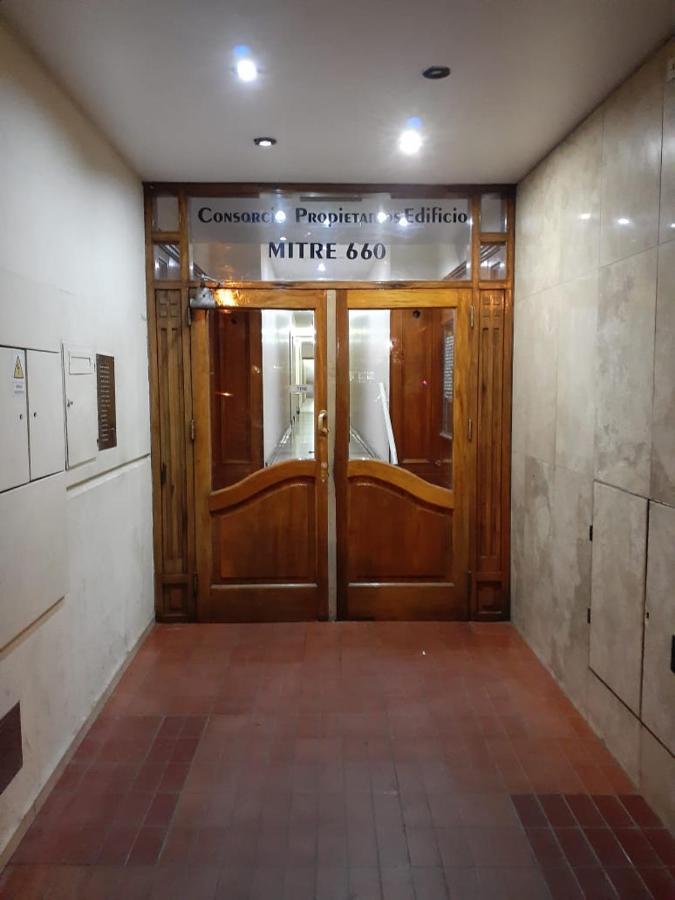 Departamento En Pleno Centro De Ciudad De Mendoza Apartment Bagian luar foto